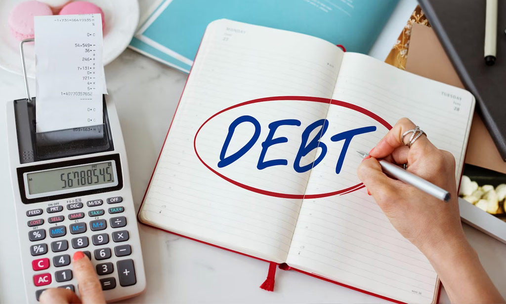 Debt Settlement vs. Debt Consolidation: Choosing the Right Path to Debt Relief